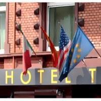 Hotel Tourist Франкфурт на Майн Екстериор снимка